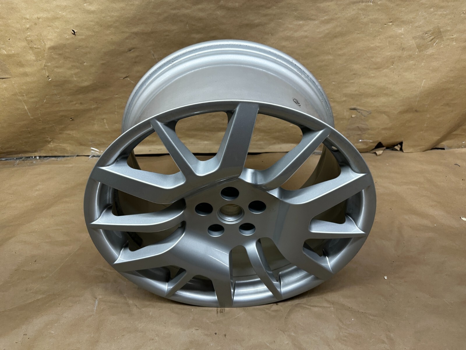 New Genuine Maserati GranTurismo 2008-2011 20" OEM Wheel Rim 10.5Jx20H2 ET37.5