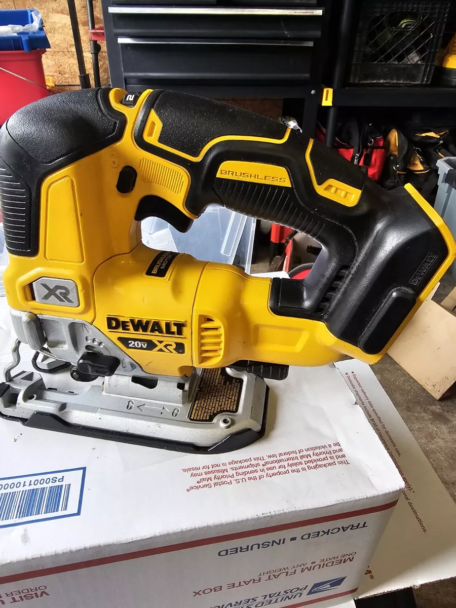 Mint DeWalt DCS334B 20V Max XR Cordless Brushless Jigsaw Tool Only