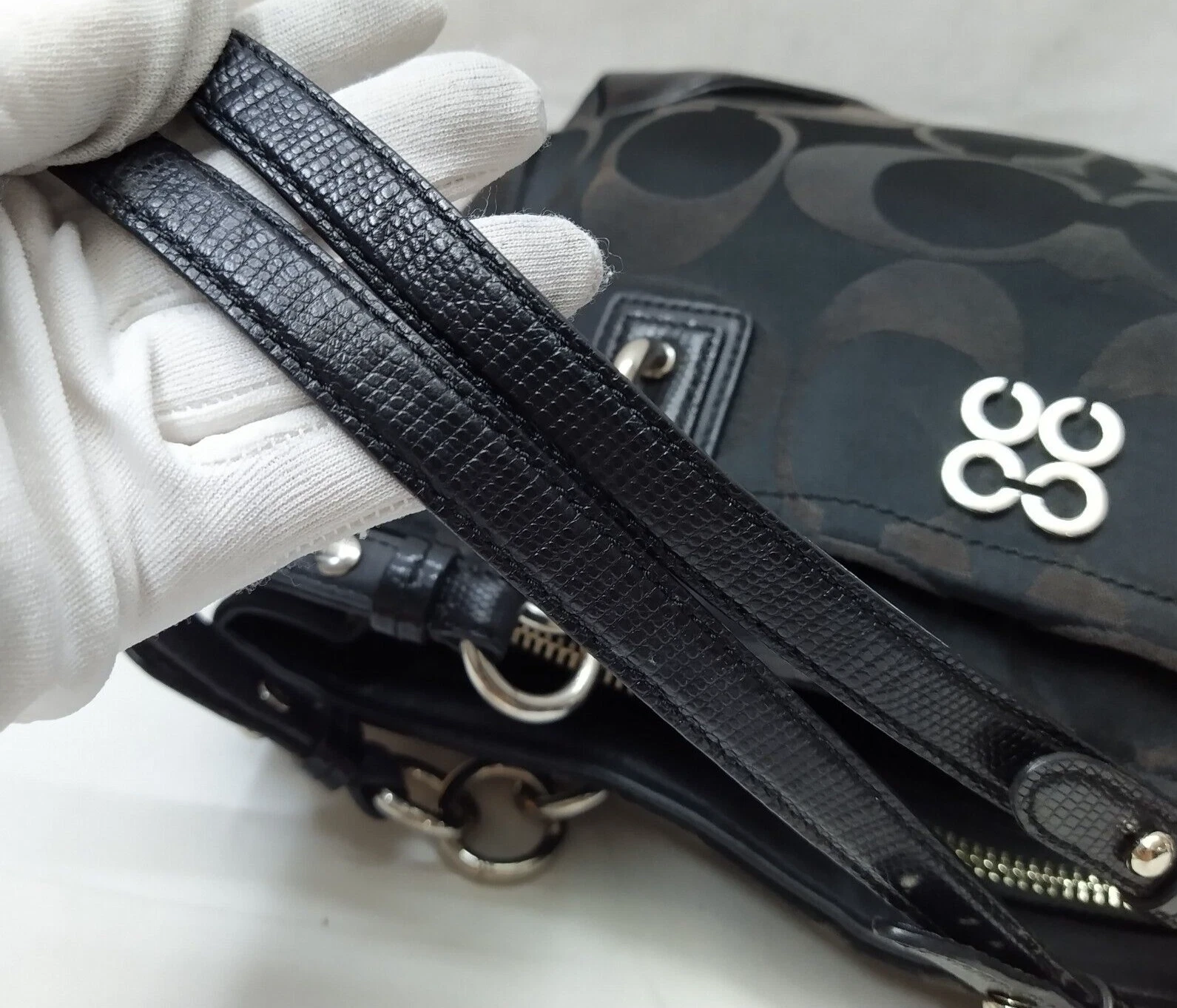 Borsa a tracolla Coach Signature tela nera doppia maniglia