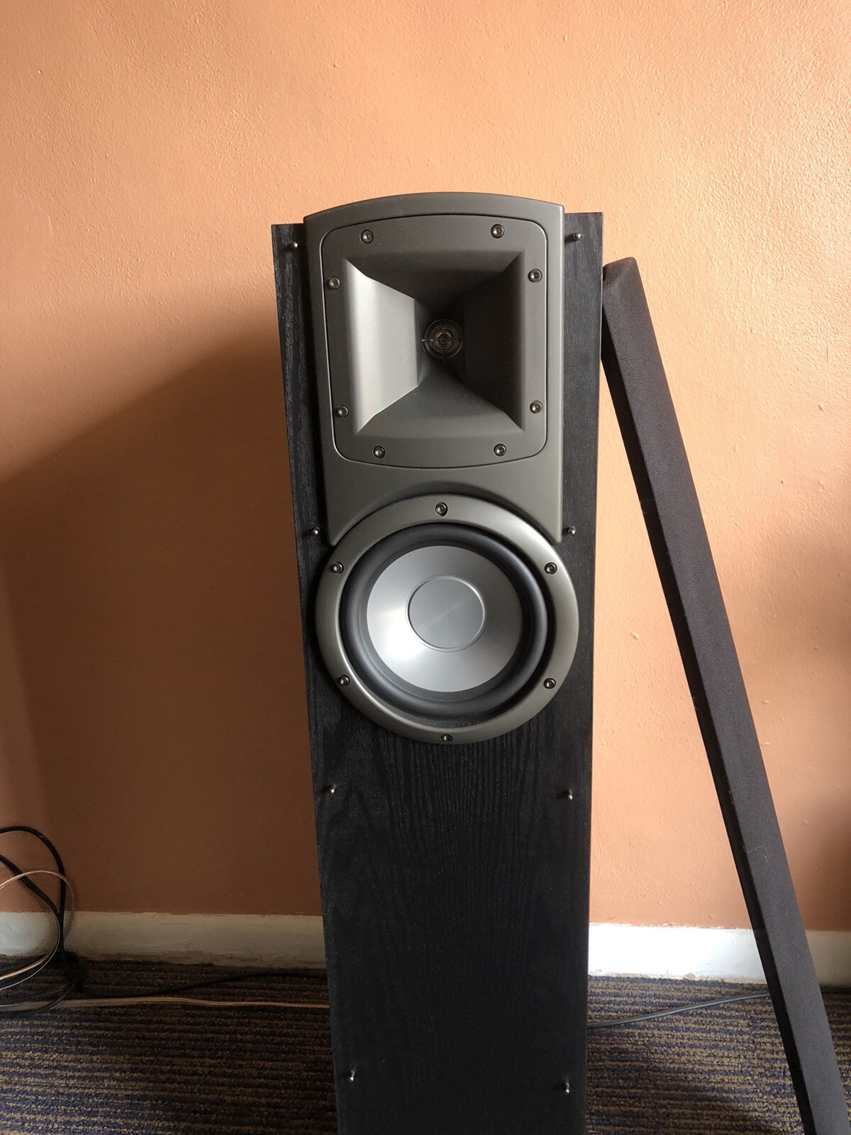 klipsch synergy f1 floorstander speakers