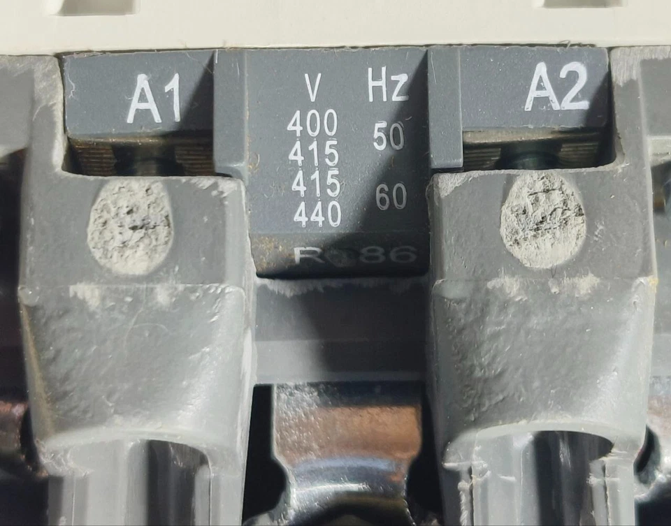 ABB AX50-30-11-86 3POLE 400/440V 50/60Hz CONTACTOR 1SBL351074R8611 AX50301186 - image 3 of 4