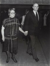 Peter Boyle w/ wife -  professional celebrity photo 1986