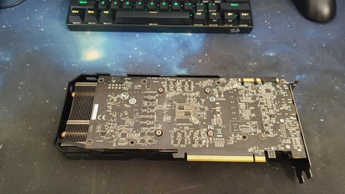 Gigabyte GeForce GTX 1070 Windforce 8G - Photo 5/6