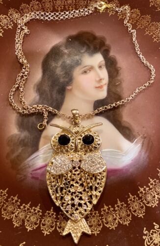 Vintage Unique Ladies Rhinestone Owl Figural Penda