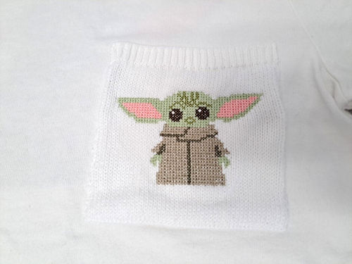 T-Shirt ZARA Baby Yoda Star Wars Größe M bestickt Tasche & Yoda auf Rücken Teenager - Bild 2 von 20