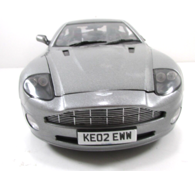 007 Aston Martin V12 Vanquish 1/18 ミニカー Beanstalk Group - 007 Aston Martin V12 Vanquish Die Cast 1:18 | eBay
