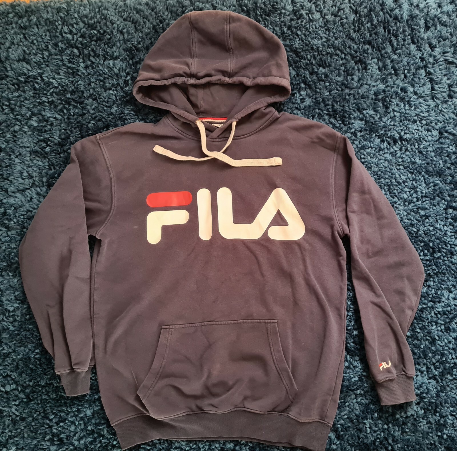 Felpa con cappuccio Fila vintage taglia S. Pit to Pit: 21"