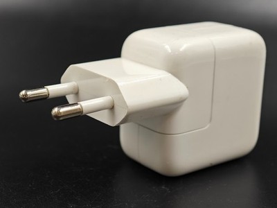 Apple A1357 USB-Netzadapter 10W Weiß Adapter Gebraucht Funktionstüchtig