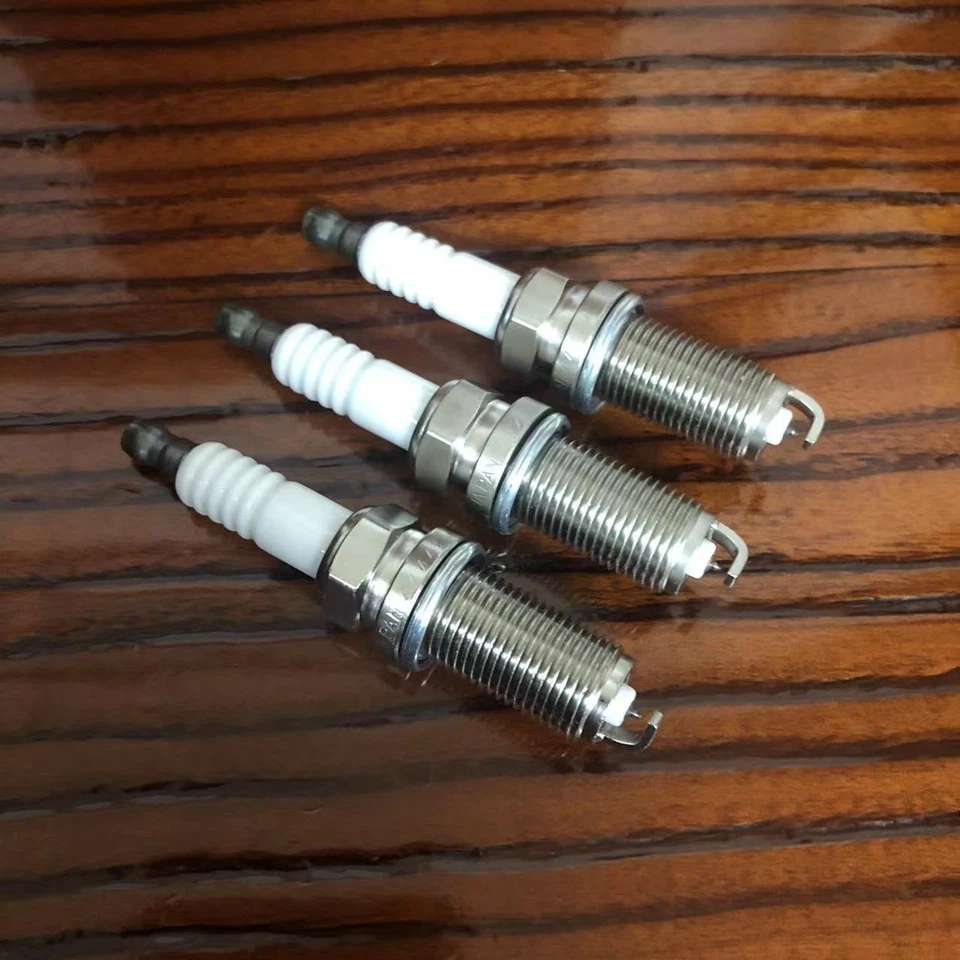 4PCS For Ford 4.6L Motorcraft PZK1F PZH1F SP-547 Platinum Spark Plugs SP-514-NEW - Image 2 of 4