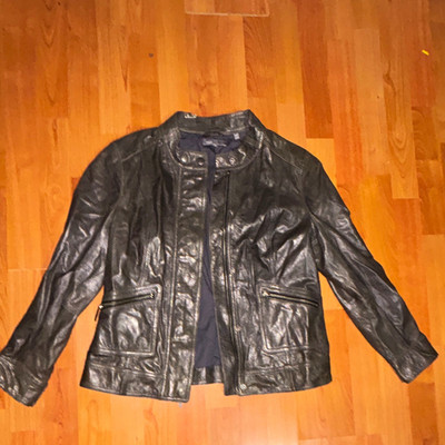 Vince Women's Black Biker Jacket Zip Closure w/ Pockets Size M
