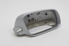 Retroviseur droit (ou coque) Audi 100