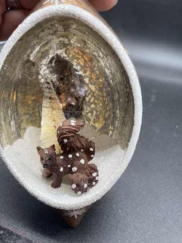 Squirrel Diorama Blown Glass Christmas Ornament NWT Place & Time Discontinued - Picture 1 of 7