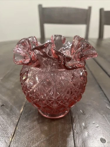 Vtg Fenton Art Glass Cranberry Pink Ruffled Daisy Button Rose Bowl Vase 4.75”
