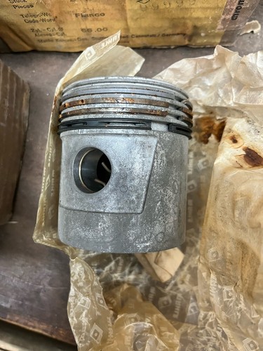 FIAT 500 500N Cinquino 1957-1960 Piston Set 66,00mm MAHLE GERMANY N.O.S - Picture 5 of 6