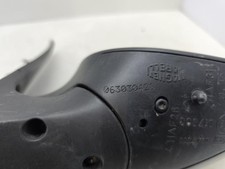 Retroviseur droit (ou coque) Peugeot 206