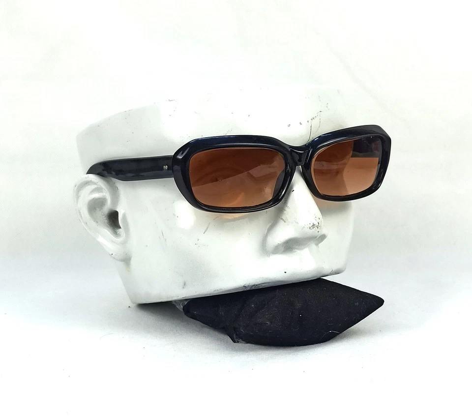 Gafas de sol cuadradas vintage únicas años 50 Italia Roma muy raras clásicas negras Foto 2 de 4