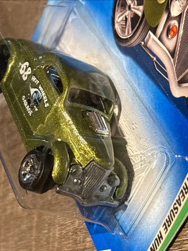 Hot Wheels 2009 Treasure Hunt - Neet Streeter Metalflake Green - 1:64 Diecast - Picture 20 of 20