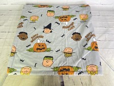 Peanuts Halloween Snoopy Charlie Brown Pumpkin Sherpa Baby Pet Blanket Throw NEW