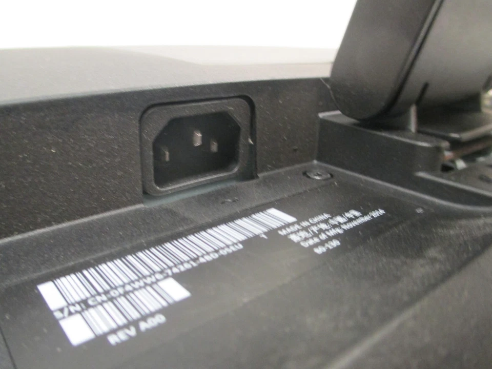 Dell E2214Hb 22" Computer Monitor with Stand *No Cords* - Image 4 of 4