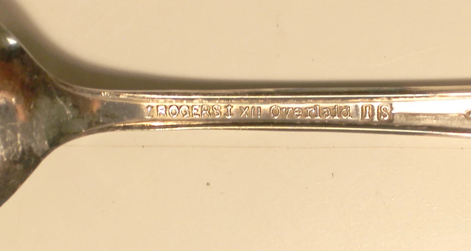 ANCHOR ROGERS XII "INSPIRATION" SILVERPLATE FLATWARE 8 PLACE SETTINGS WITH CASE - Image 2 of 4