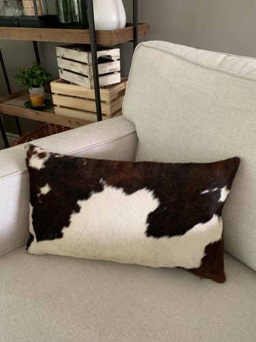 Tricolor Cowhide Pillow Cover / 19x11.5" Natural Cowhide Pillow Cover- Lumbar - Picture 3 of 6