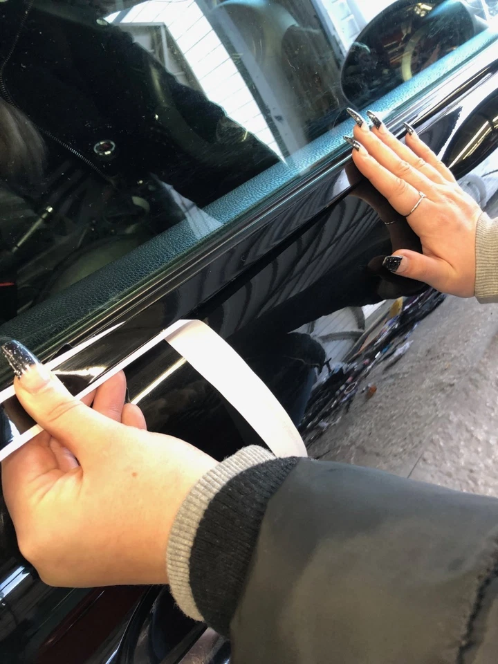 Adatto per MINI GEN 2 R60 NERO LUCIDO CINGHIA LINEA KIT DE CROMO FINESTRA VINILE COUNTRYMAN - Immagine 4 di 4