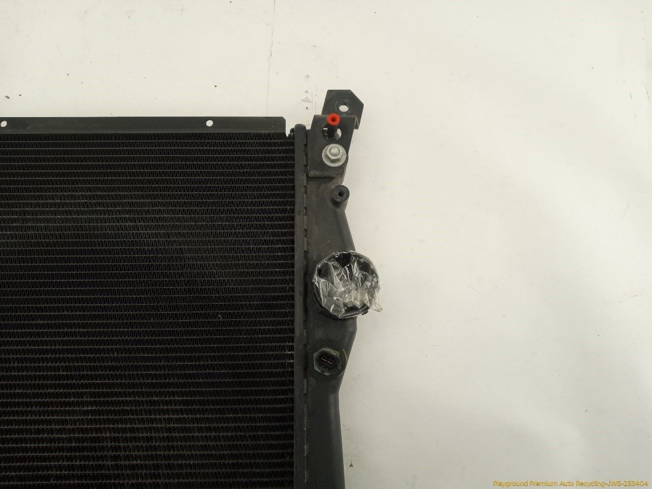 Maserati Quattroporte 2005-2008 Radiator