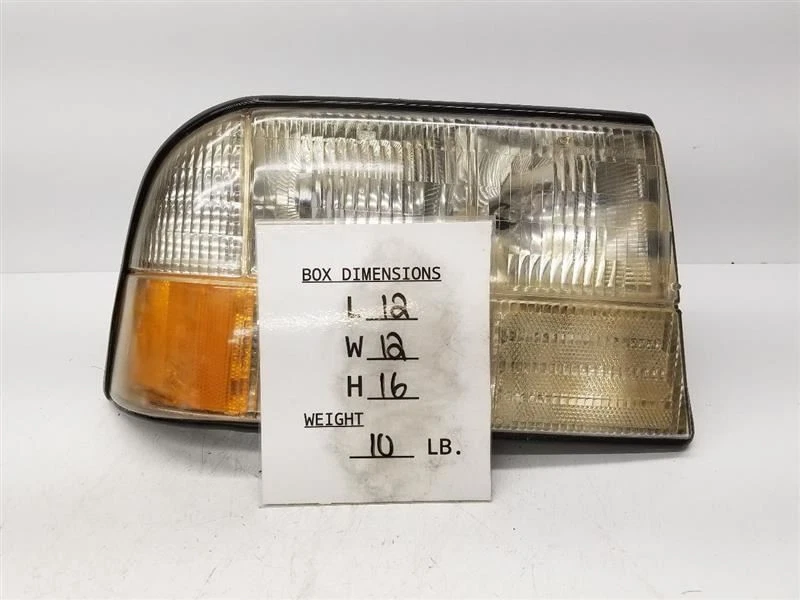 Passenger Headlight GMC Canada Only Fits 98-05 Chevy S15 Jimmy OEM - Image 3 of 4