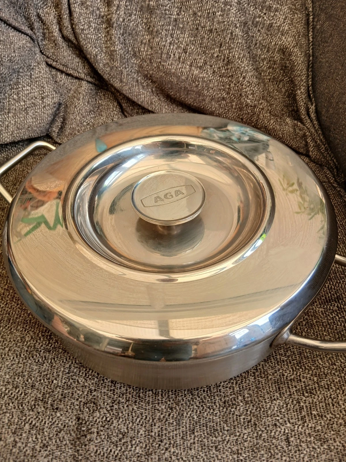 VGC AGA Cookshop 18/10 2L 4 Pints Stainless Steel Pan with Lid