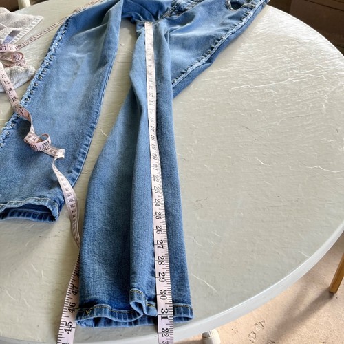 Y2k Azzure Denim Studded Mid Rise Jeans Size 31x31 - Picture 9 of 9
