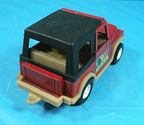 Vintage Tootsie Toys Jeep CJ-7 Truck Red Tan Pressed Steel Rare - Picture 3 of 4