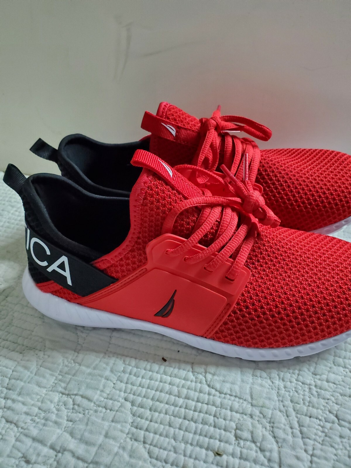 SAOLA Rete Nautica Rainey 2 taglia 5. Once Wore Sneakers Rosso Nero (346060)