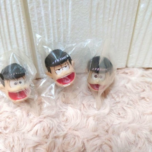 Lotto portachiavi figura san Osomatsu mascotte anime Giappone m522 - Foto 24 di 24