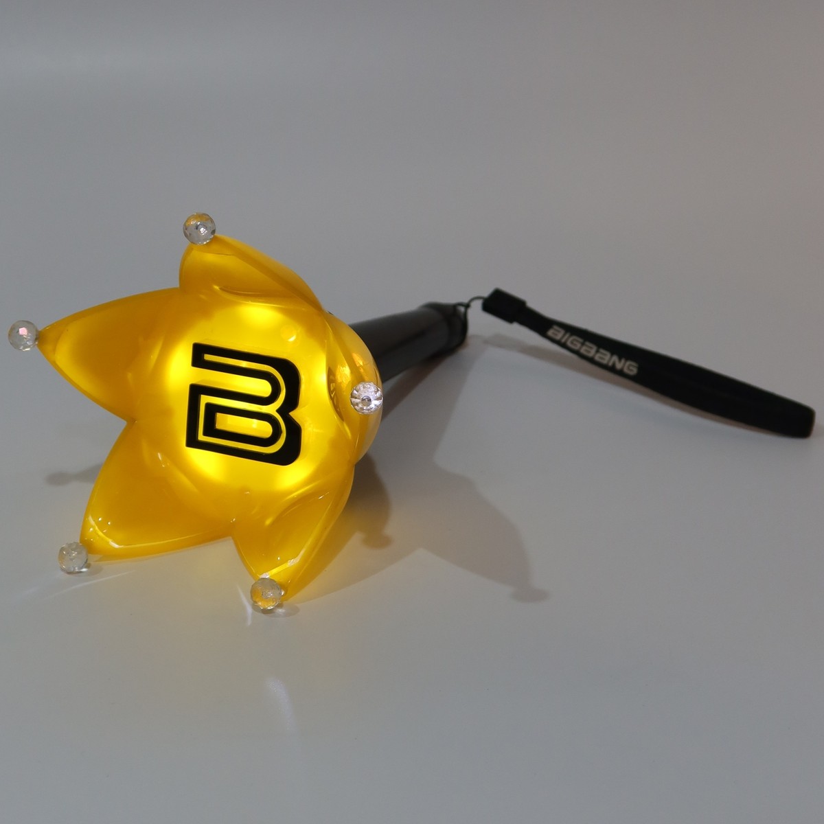 BIGBANG OFFICIAL LIGHTSTICK Ver.4 ペンライト BIGBANG Official Light Stick Ver.4 / Black / Kpop Concert