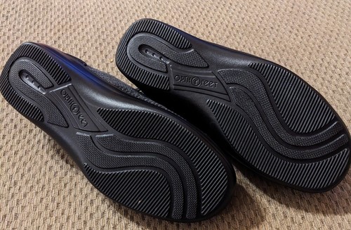 Size 6.5 - Medium Orth O Feet Black Sneakers - EUC - Picture 7 of 8