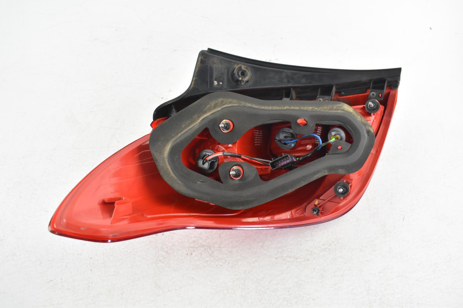 20132016 BUICK ENCORE Right Passenger Side Brake Reverse Lamp OEM (Taillight) eBay