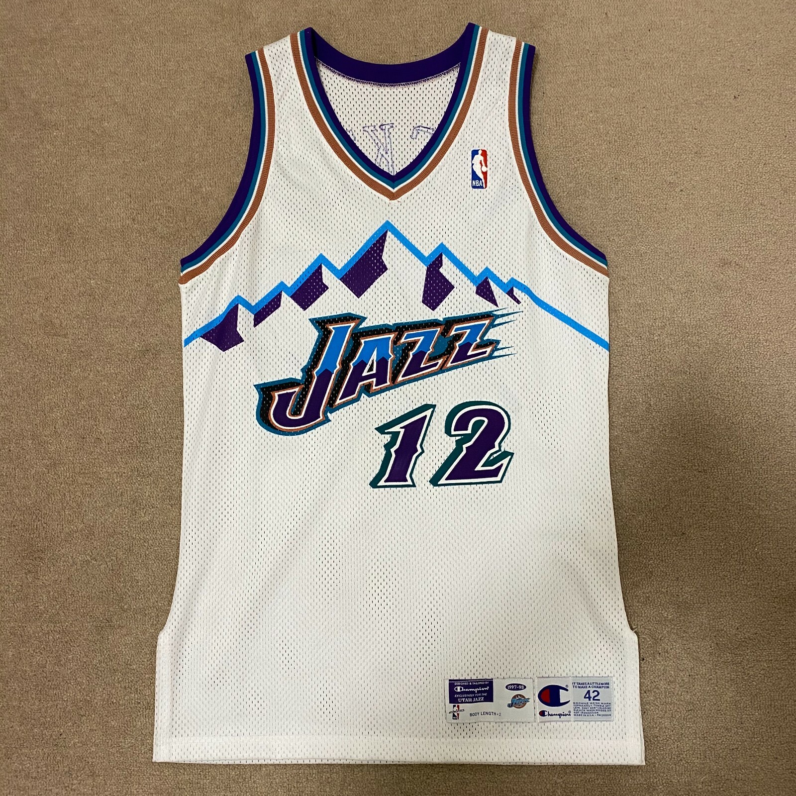 utah jazz white mountain jersey