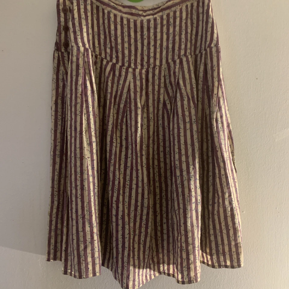 Maggy London de Jeanne Booker Y2K seda talla Falda a rayas 14 moradas florales 3099 Foto 4 de 4