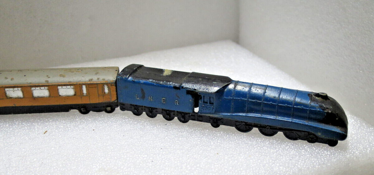 Dinky toys train de passagers à vendre