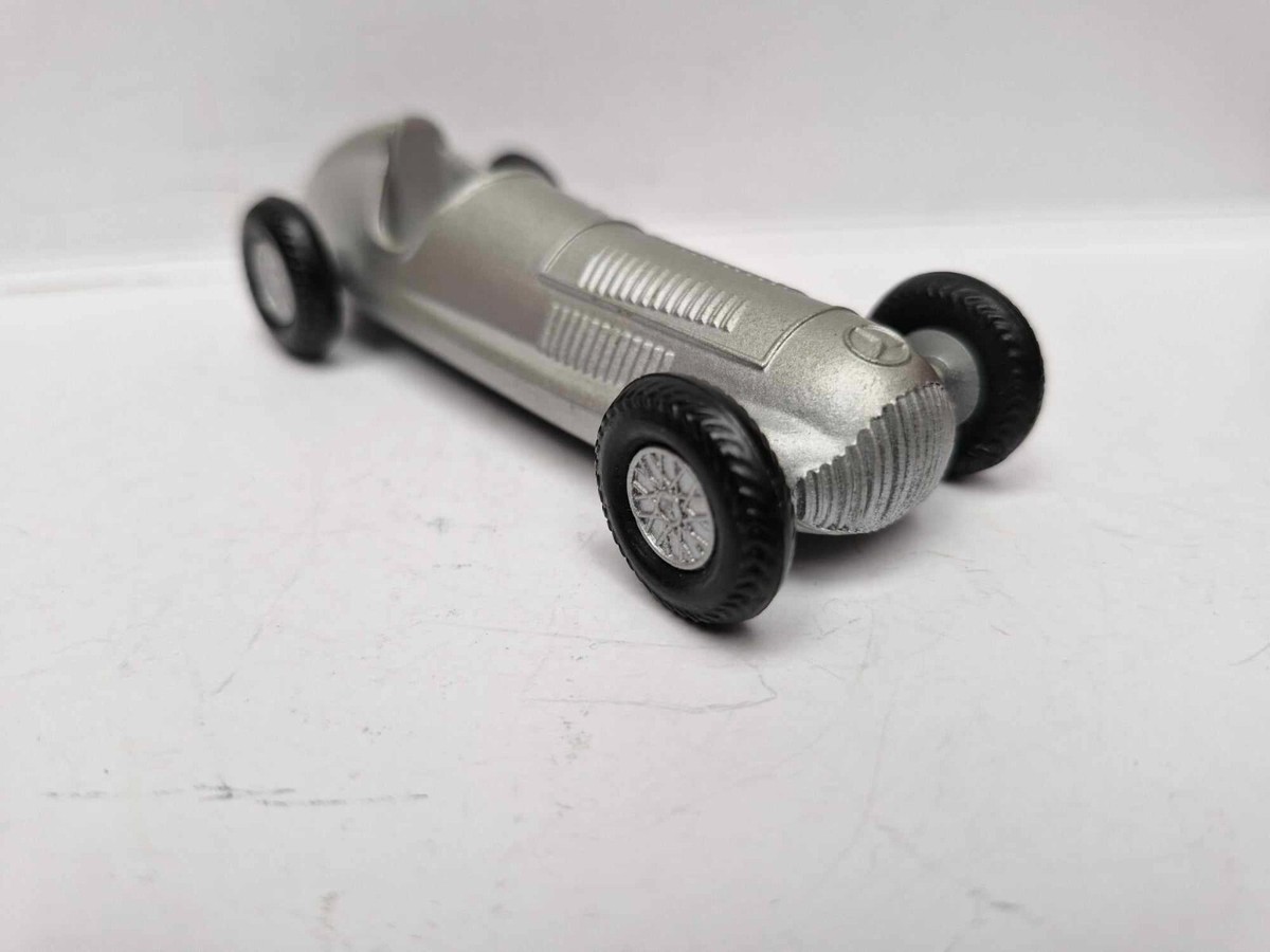 メルクリン メルセデスベンツ シルバー レーサー No.61 Märklin Mercedes W125 Silver Arrow 1937 No. 61 die cast 1/43