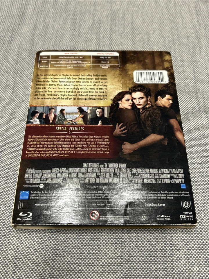 Twilight Saga New Moon Blu-ray Ultimate Fan Edition Slipcover Disc 1 Clean - Image 3 of 4