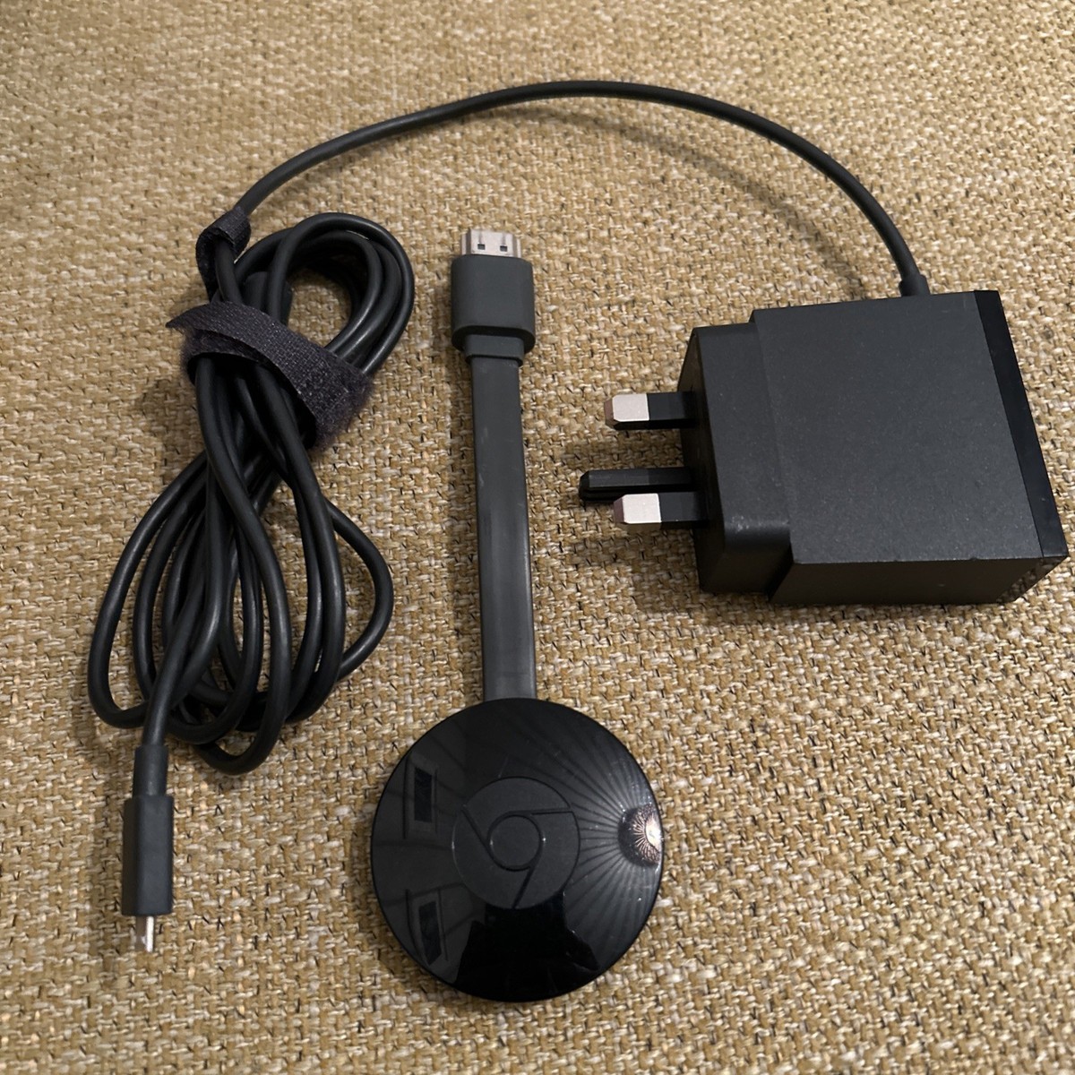 Google Chromecast (2nd Generation) Media Streamer NC2-6A5