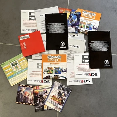 GROS LOT DE NOTICES OFFICIELS NINTENDO 3 DS SOLEIL ET LUNE / SWITCH / GAMECUBE - Photo 1/4