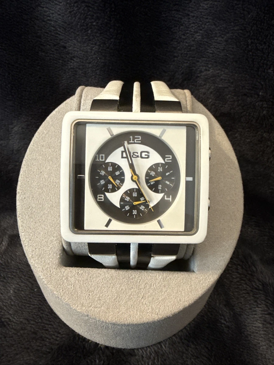 Montre Dolce & Gabbana Référence 3719740030 - Carrée, Cuir Noir, étanche 30m (occasion)
