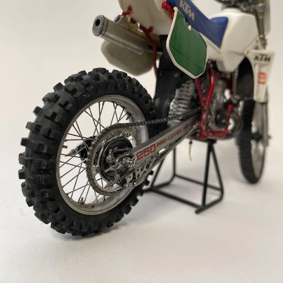 1/12 Tamiya Ktm Motocross Plastic Model Kit Racing Motorcycle Scale Model Hobby - Image 4 of 4