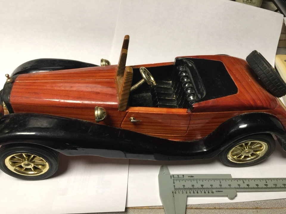 15 Inch Vintage Die Cast and Wood Crafter Hand Made Convertible Car - Image 4 of 4