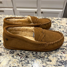 BEARPAWS WomenBrown Suede Moccasin Slippers Faux Fur Lined Slip-On