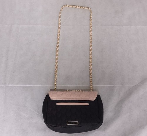 Betsey Johnson gesteppte Herzen Handtasche Umhängetasche rosa schwarz gold gepflegter Zustand - Bild 3 von 11