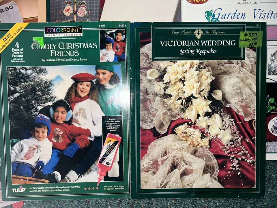 Lot of 30 Leisure Arts Quilts, Cross Stitch, Crochet, Pattern Books & Leaflets 1 - Image 3 of 4