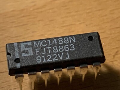  MC1488N - SIGNETICS IC -DIP-14 - QUADRUPLE LINE DRIVERS 